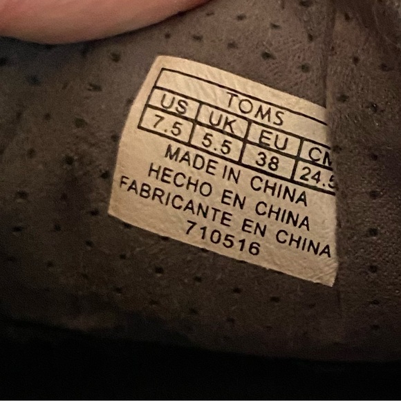 Tom runners Size 7.5 canvas grey and black - Picture 3 of 5